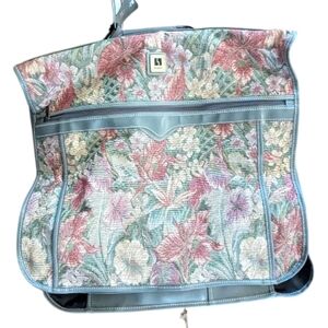 VTG Leisure Floral Tapestry Garment Bag